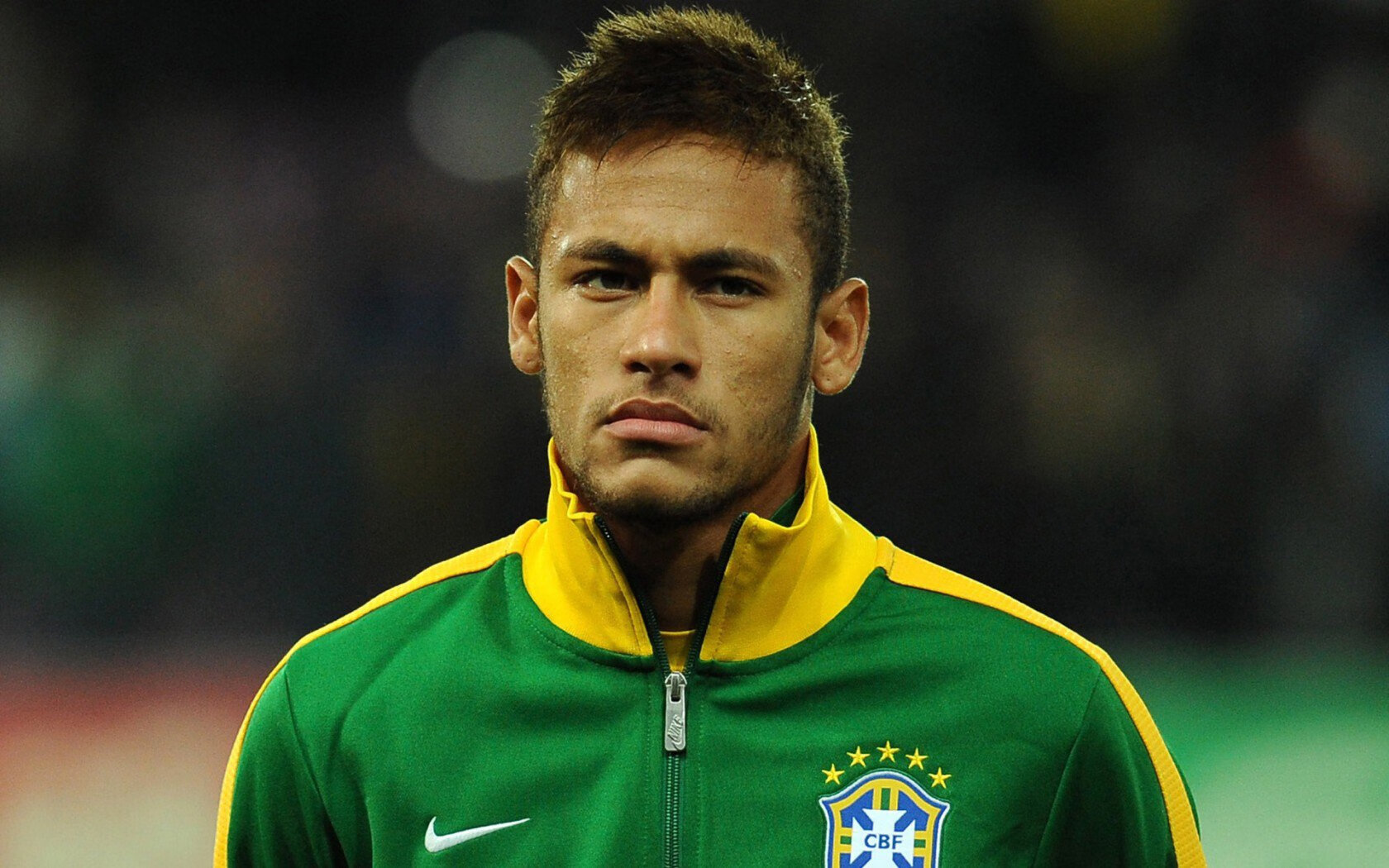 阿尔阿赫利与扎马莱克的埃及国家德比成为经典对决，比利时的阿扎尔和德布劳内